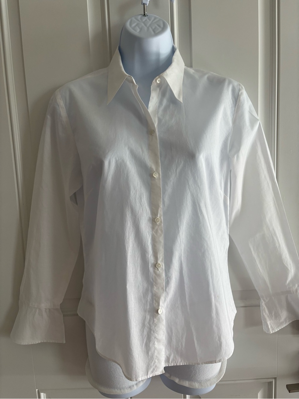 Ann Taylor White Button-Front 100% Cotton Blouse